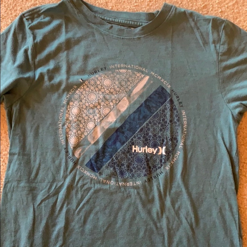 3 gently used men’s small T-shirts - Picture 4 of 7